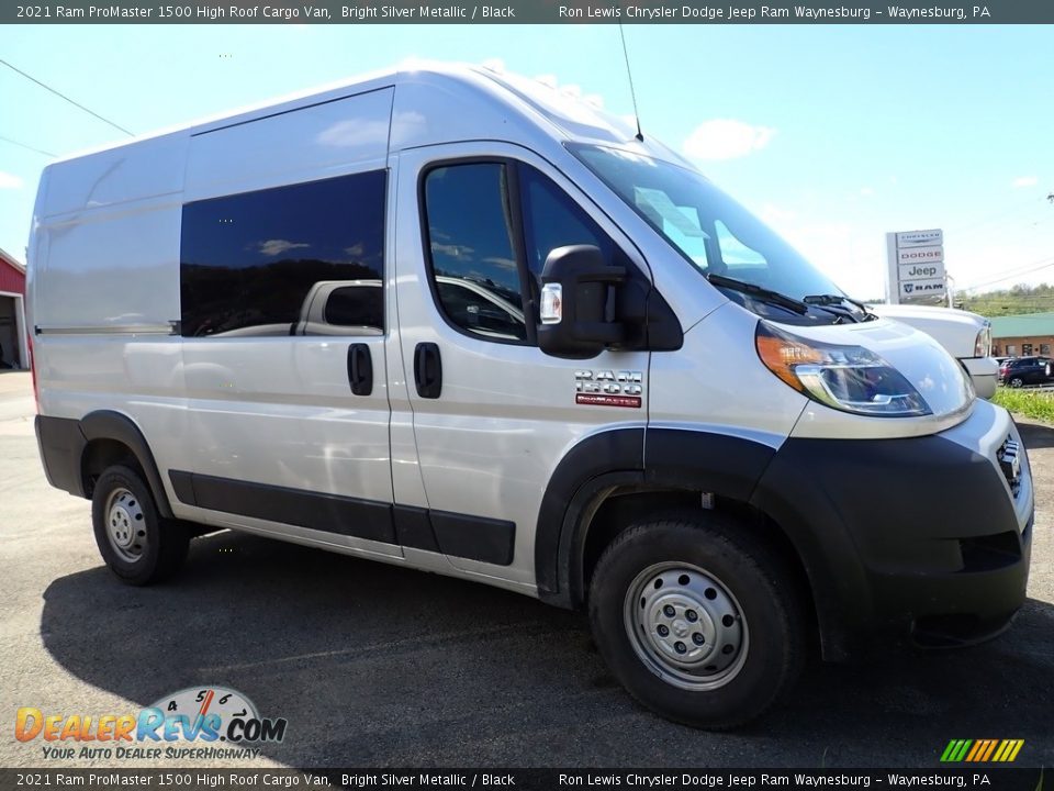 Front 3/4 View of 2021 Ram ProMaster 1500 High Roof Cargo Van Photo #4