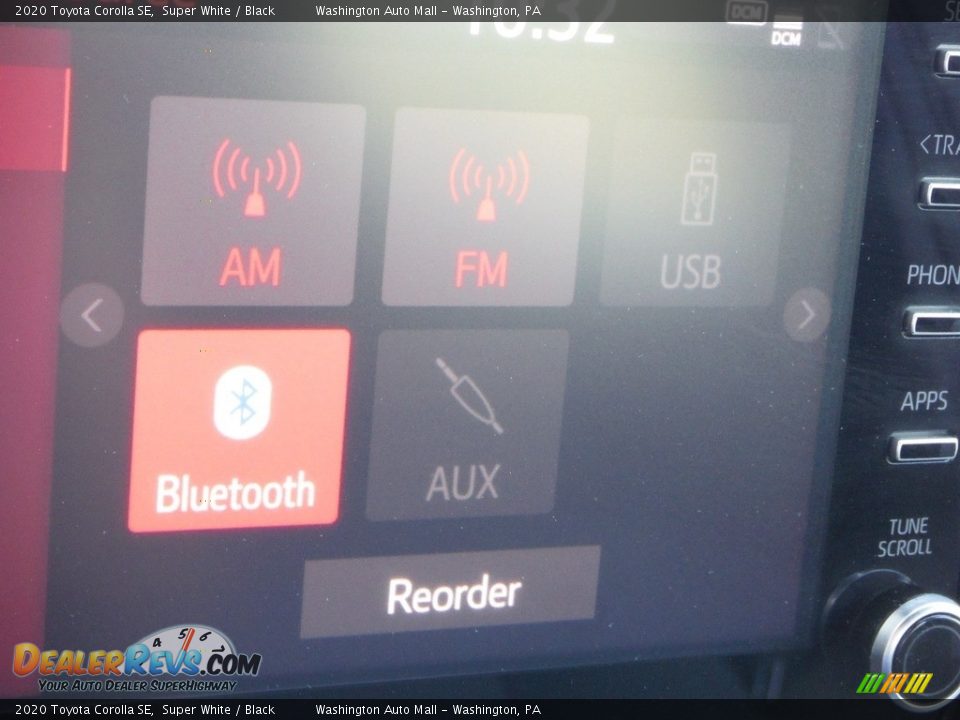 2020 Toyota Corolla SE Super White / Black Photo #20