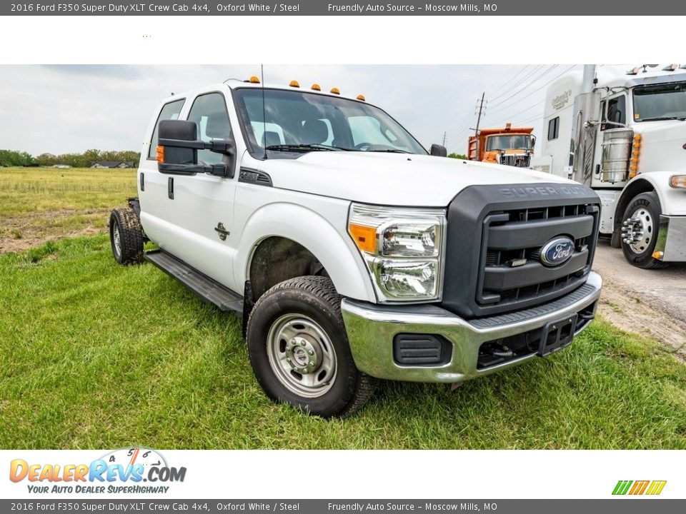 2016 Ford F350 Super Duty XLT Crew Cab 4x4 Oxford White / Steel Photo #2