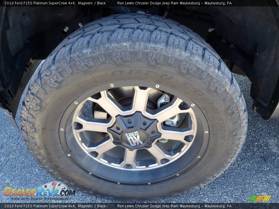 Custom Wheels of 2019 Ford F150 Platinum SuperCrew 4x4 Photo #10