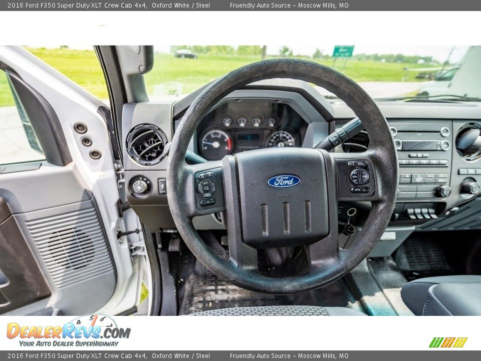 2016 Ford F350 Super Duty XLT Crew Cab 4x4 Oxford White / Steel Photo #16