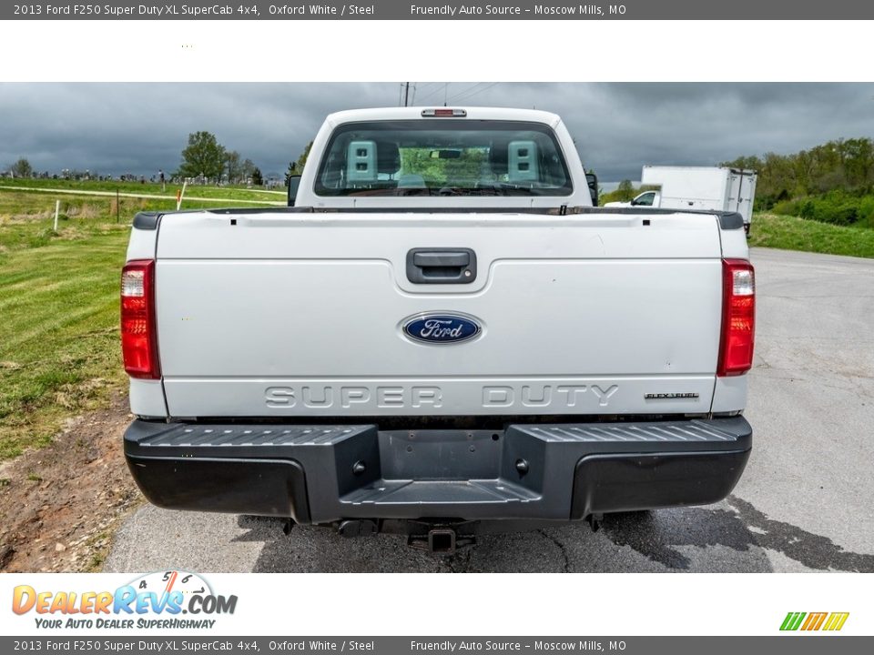 2013 Ford F250 Super Duty XL SuperCab 4x4 Oxford White / Steel Photo #8