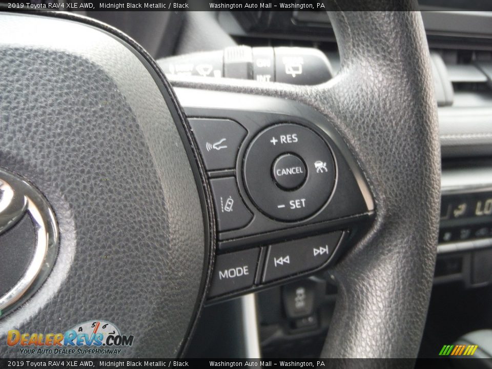 2019 Toyota RAV4 XLE AWD Midnight Black Metallic / Black Photo #10