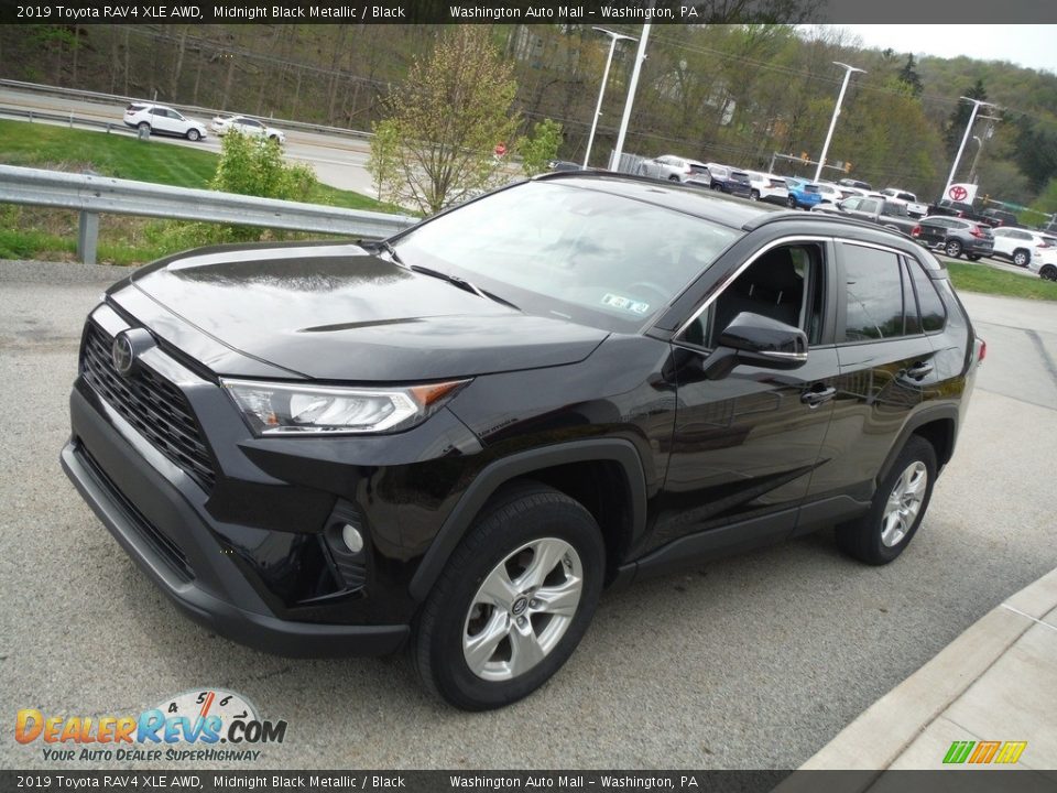 2019 Toyota RAV4 XLE AWD Midnight Black Metallic / Black Photo #13