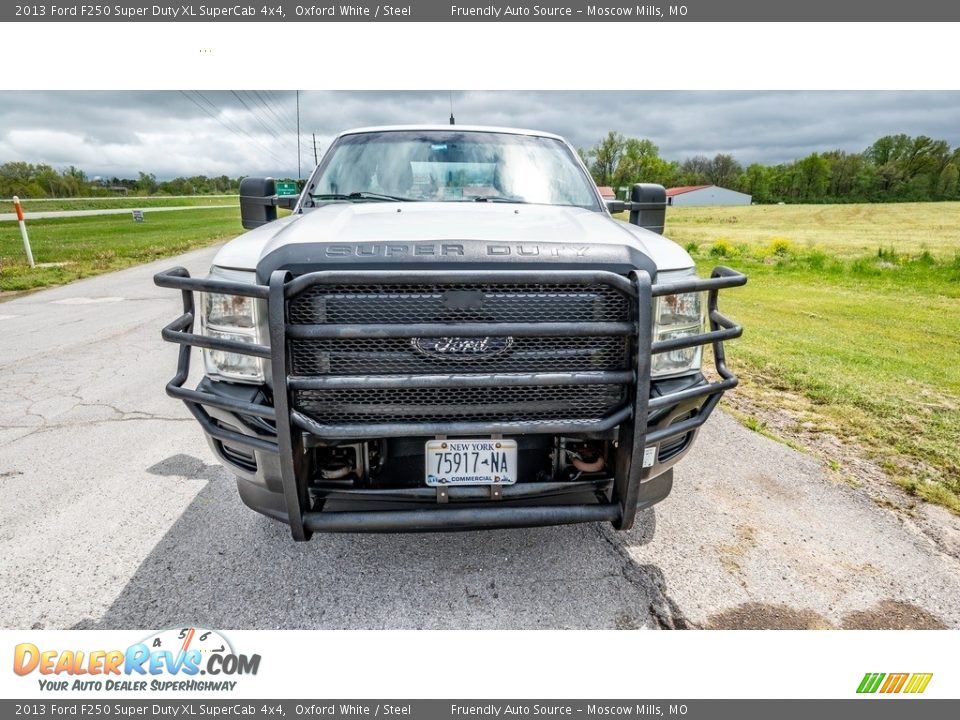 2013 Ford F250 Super Duty XL SuperCab 4x4 Oxford White / Steel Photo #12