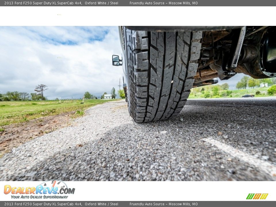 2013 Ford F250 Super Duty XL SuperCab 4x4 Oxford White / Steel Photo #22