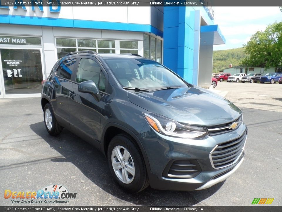 2022 Chevrolet Trax LT AWD Shadow Gray Metallic / Jet Black/Light Ash Gray Photo #4