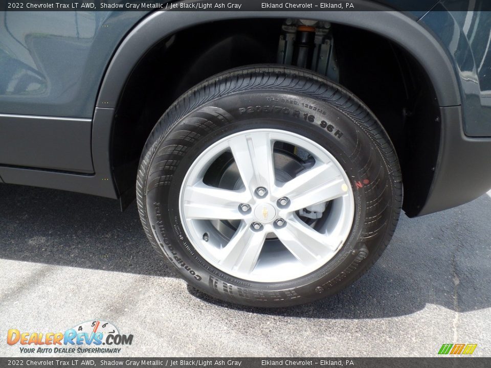 2022 Chevrolet Trax LT AWD Wheel Photo #10