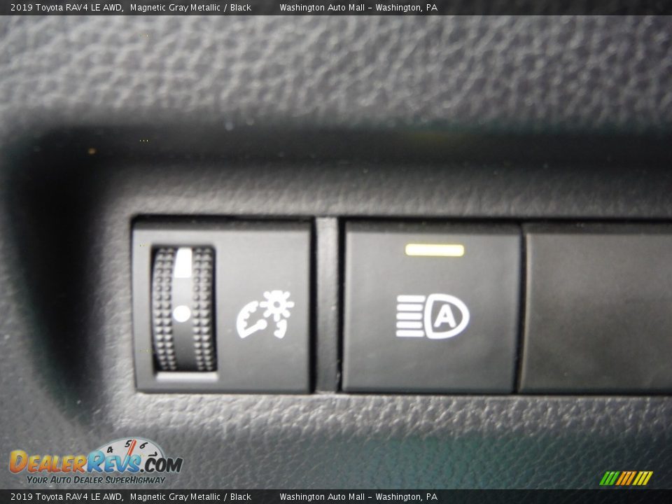 2019 Toyota RAV4 LE AWD Magnetic Gray Metallic / Black Photo #8