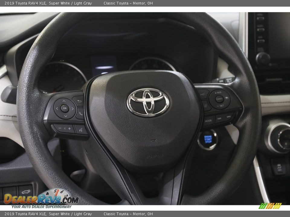 2019 Toyota RAV4 XLE Super White / Light Gray Photo #7