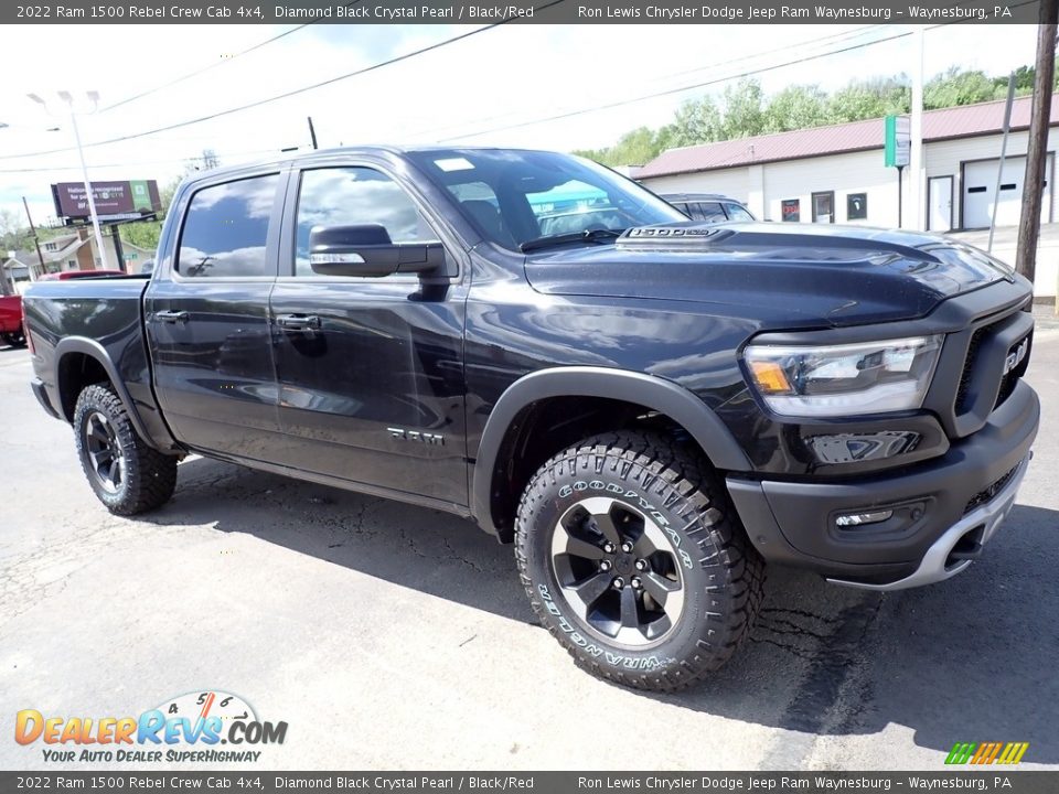 Front 3/4 View of 2022 Ram 1500 Rebel Crew Cab 4x4 Photo #7