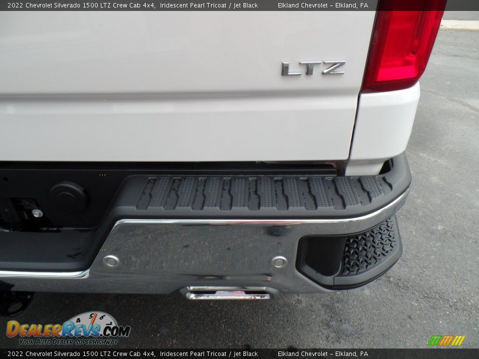 2022 Chevrolet Silverado 1500 LTZ Crew Cab 4x4 Iridescent Pearl Tricoat / Jet Black Photo #14