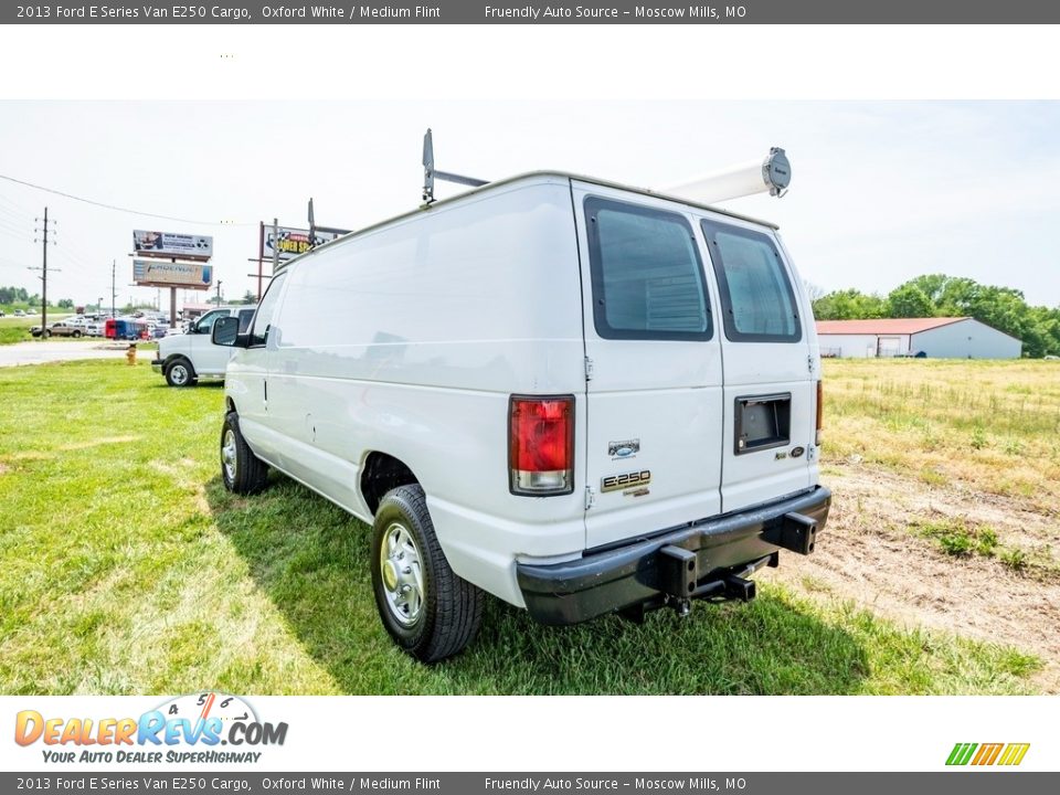 2013 Ford E Series Van E250 Cargo Oxford White / Medium Flint Photo #6