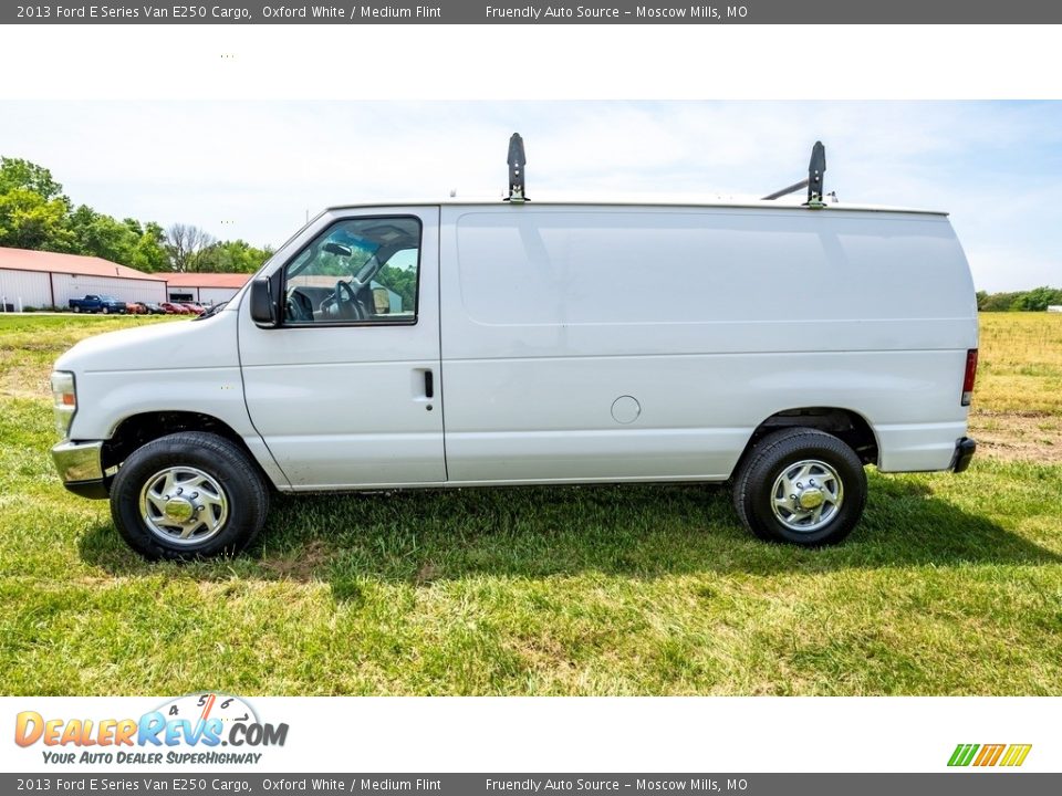 2013 Ford E Series Van E250 Cargo Oxford White / Medium Flint Photo #7