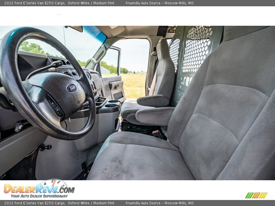 2013 Ford E Series Van E250 Cargo Oxford White / Medium Flint Photo #18