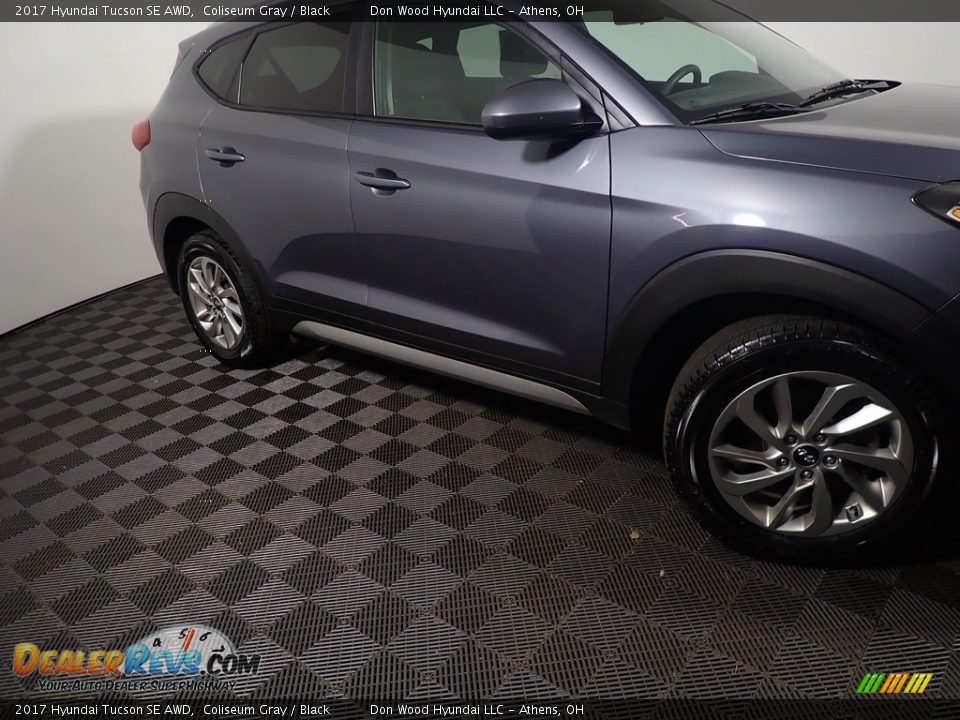 2017 Hyundai Tucson SE AWD Coliseum Gray / Black Photo #4