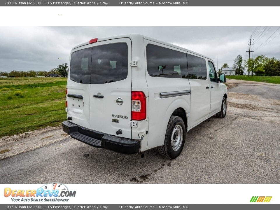 2016 Nissan NV 3500 HD S Passenger Glacier White / Gray Photo #4