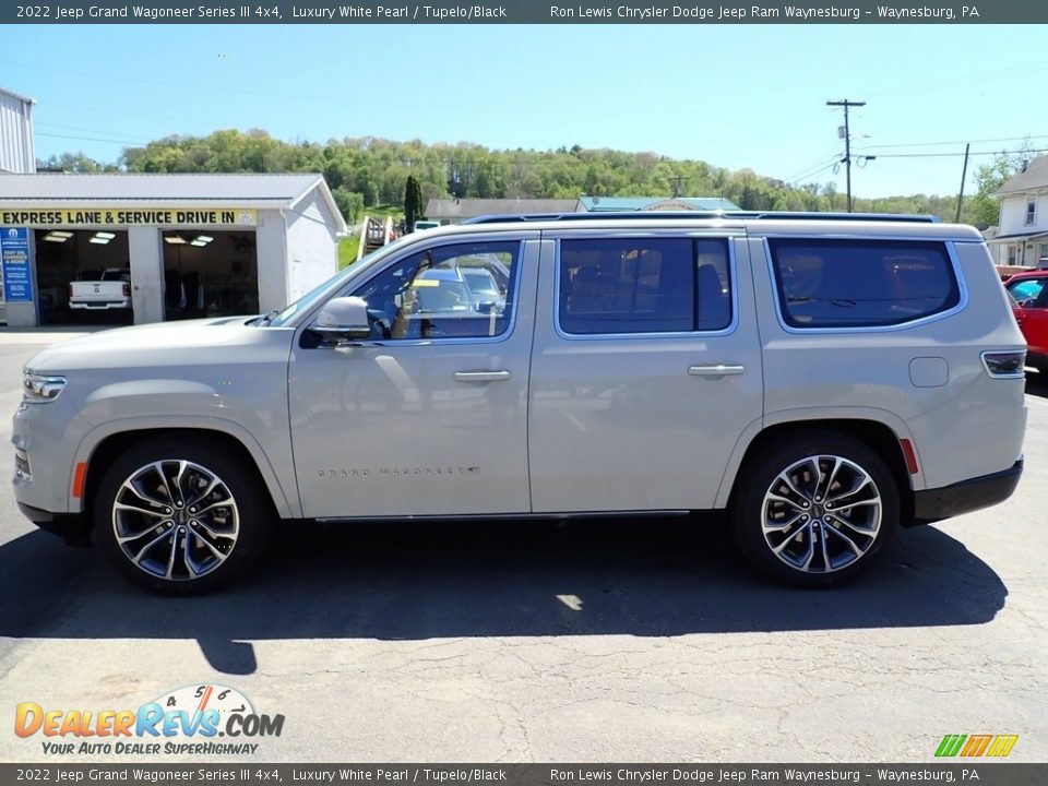 2022 Jeep Grand Wagoneer Series III 4x4 Luxury White Pearl / Tupelo/Black Photo #2