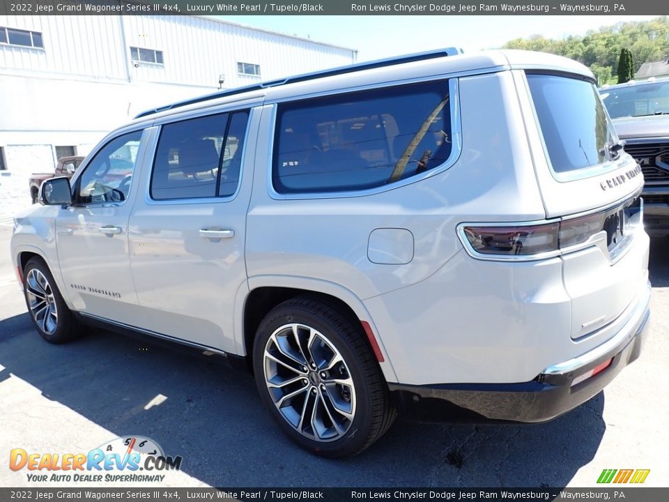 2022 Jeep Grand Wagoneer Series III 4x4 Luxury White Pearl / Tupelo/Black Photo #3