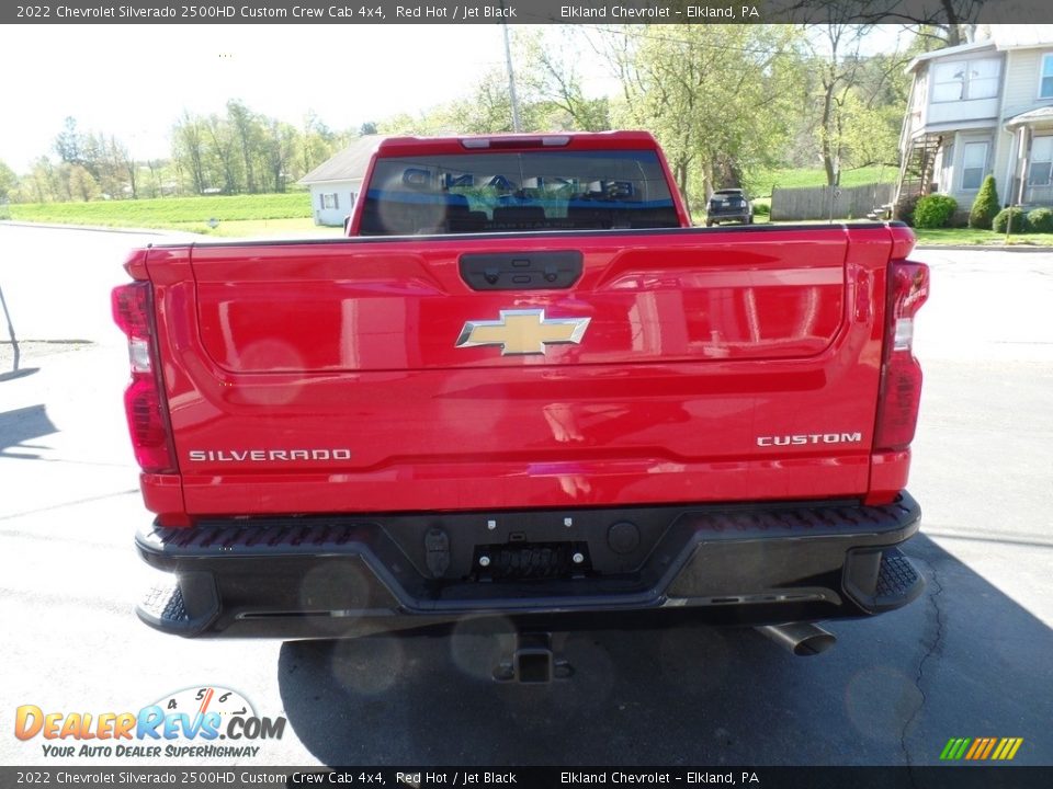 2022 Chevrolet Silverado 2500HD Custom Crew Cab 4x4 Red Hot / Jet Black Photo #9