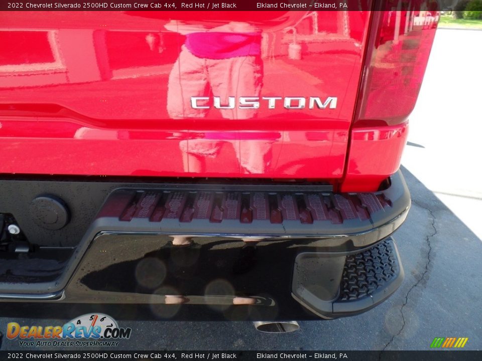 2022 Chevrolet Silverado 2500HD Custom Crew Cab 4x4 Red Hot / Jet Black Photo #15