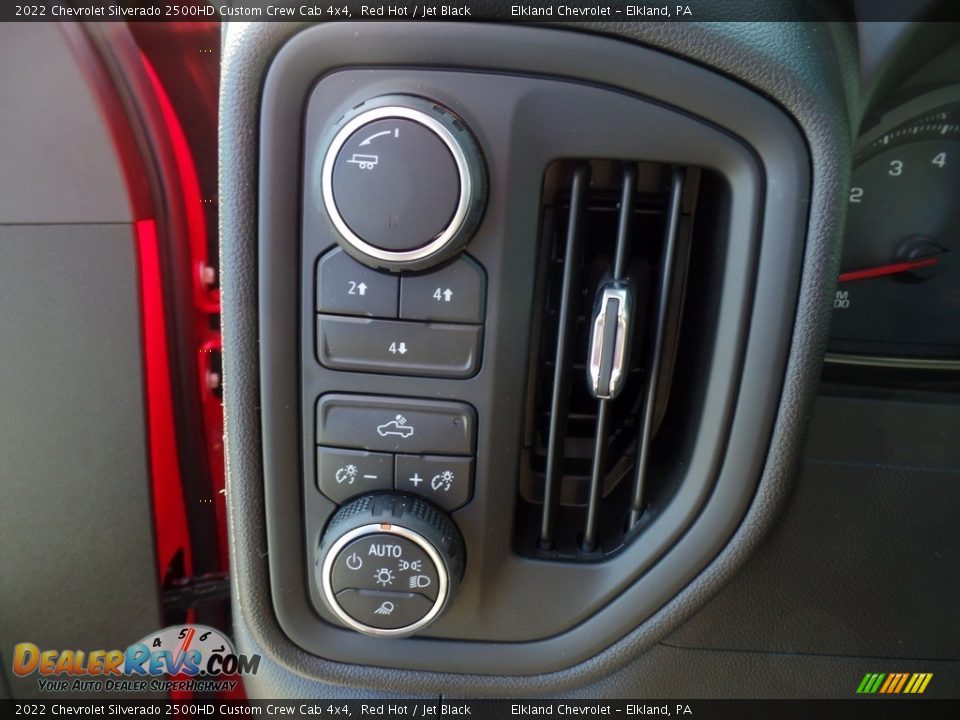 2022 Chevrolet Silverado 2500HD Custom Crew Cab 4x4 Red Hot / Jet Black Photo #29