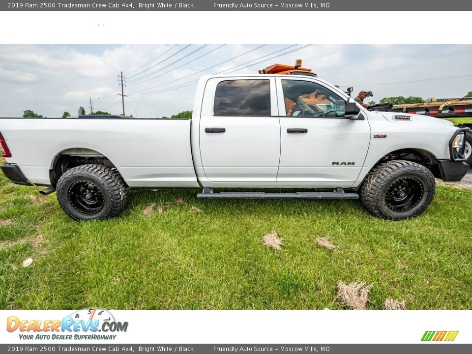 2019 Ram 2500 Tradesman Crew Cab 4x4 Bright White / Black Photo #3