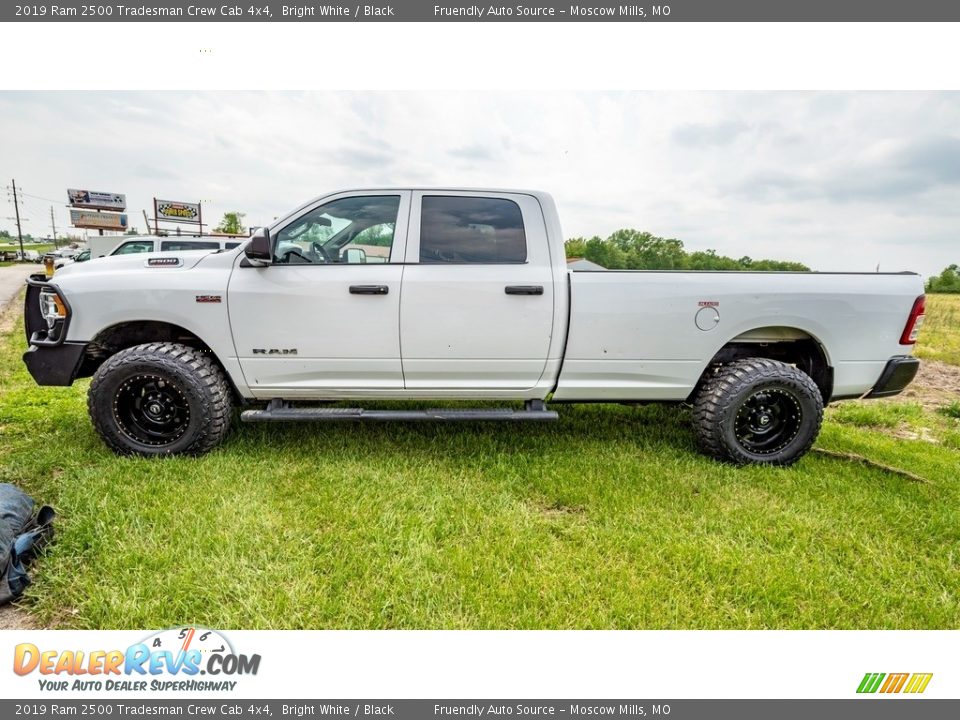 2019 Ram 2500 Tradesman Crew Cab 4x4 Bright White / Black Photo #7