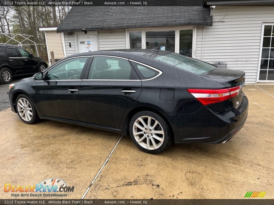 2013 Toyota Avalon XLE Attitude Black Pearl / Black Photo #10