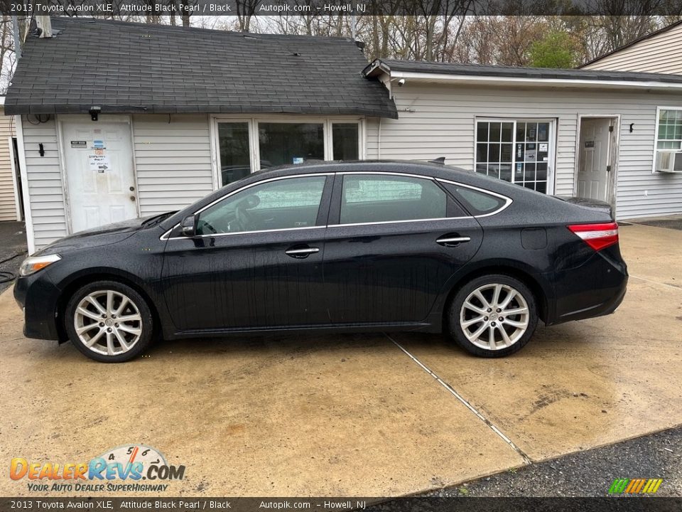 2013 Toyota Avalon XLE Attitude Black Pearl / Black Photo #11