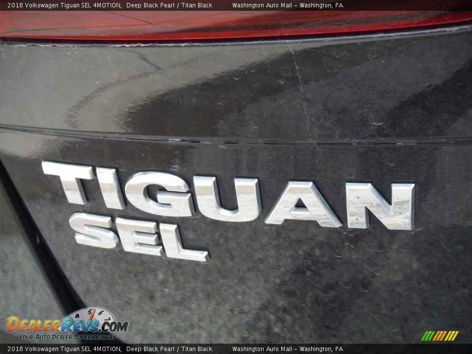 2018 Volkswagen Tiguan SEL 4MOTION Deep Black Pearl / Titan Black Photo #17