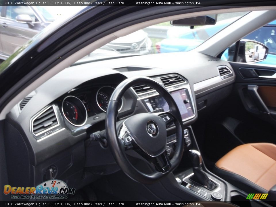 2018 Volkswagen Tiguan SEL 4MOTION Deep Black Pearl / Titan Black Photo #19