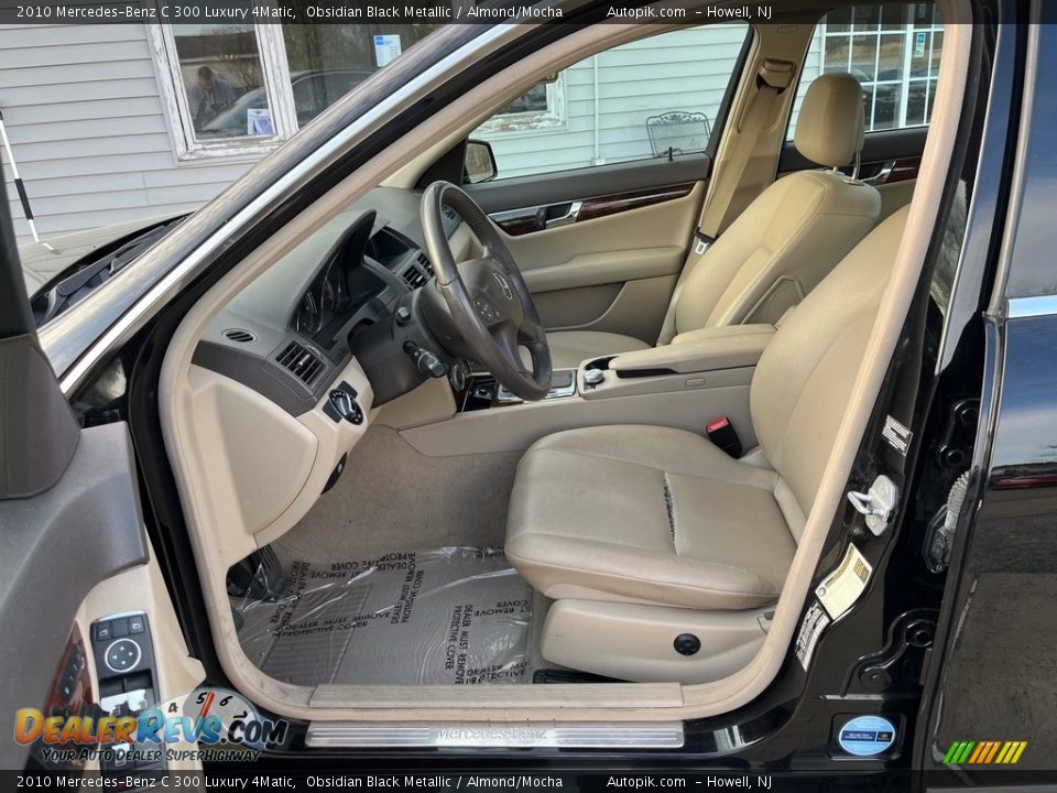 2010 Mercedes-Benz C 300 Luxury 4Matic Obsidian Black Metallic / Almond/Mocha Photo #16