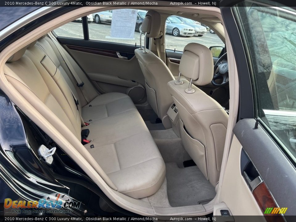 2010 Mercedes-Benz C 300 Luxury 4Matic Obsidian Black Metallic / Almond/Mocha Photo #19