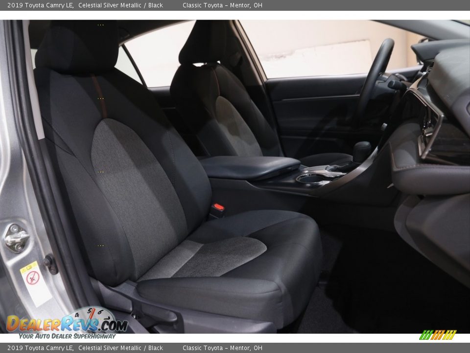 2019 Toyota Camry LE Celestial Silver Metallic / Black Photo #13