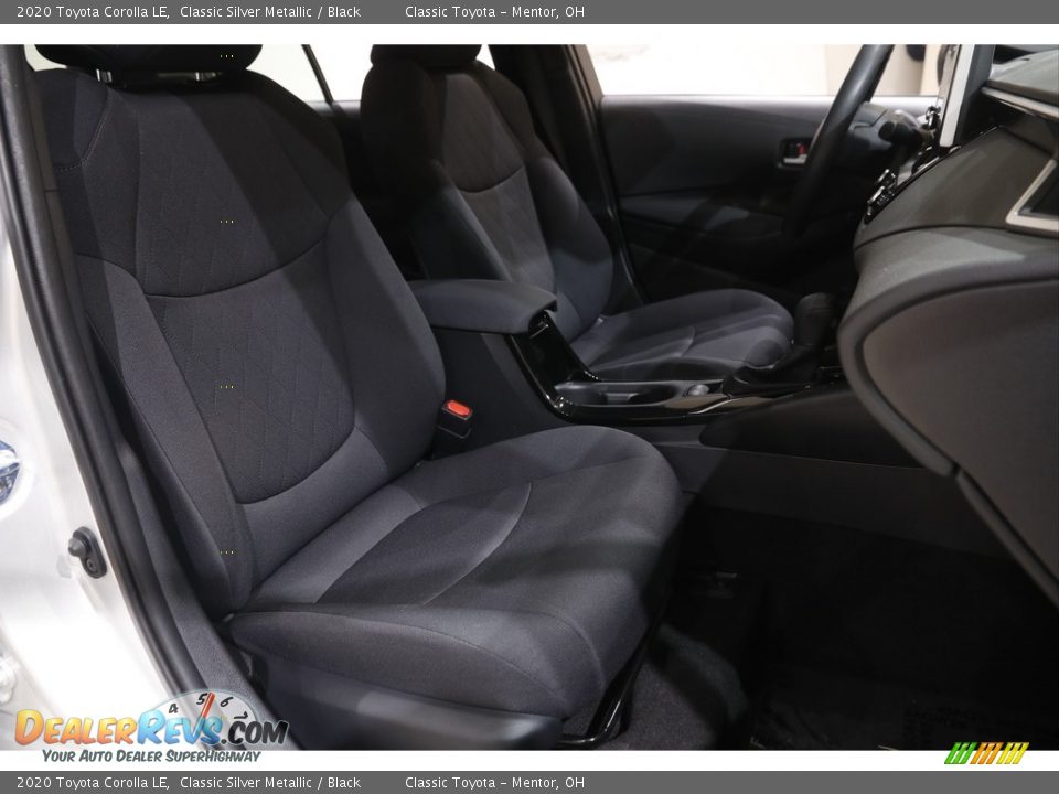 2020 Toyota Corolla LE Classic Silver Metallic / Black Photo #13