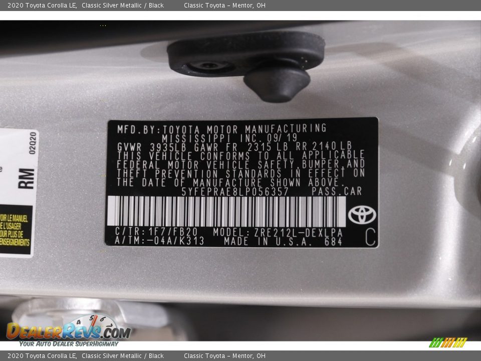 2020 Toyota Corolla LE Classic Silver Metallic / Black Photo #18