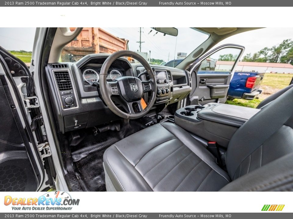 2013 Ram 2500 Tradesman Regular Cab 4x4 Bright White / Black/Diesel Gray Photo #10