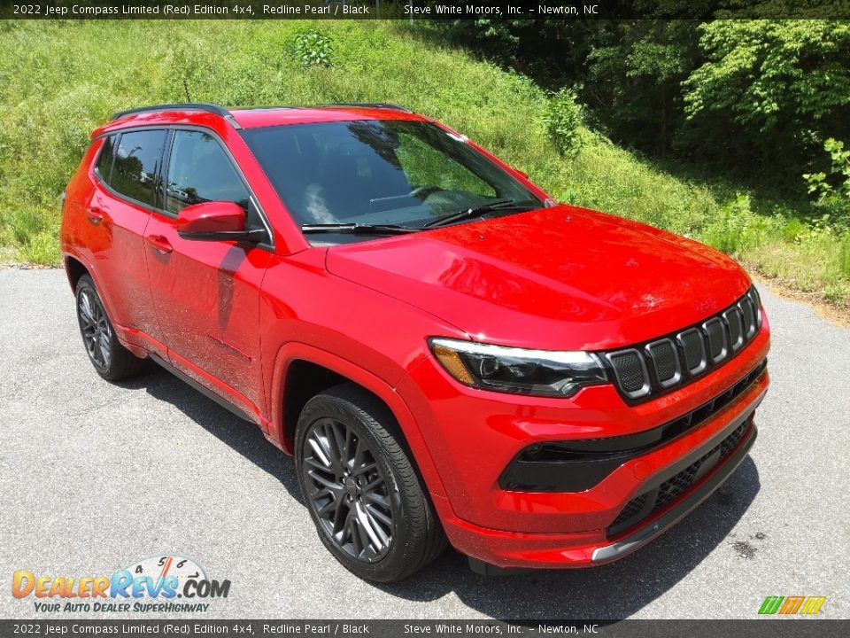 Front 3/4 View of 2022 Jeep Compass Limited (Red) Edition 4x4 Photo #5