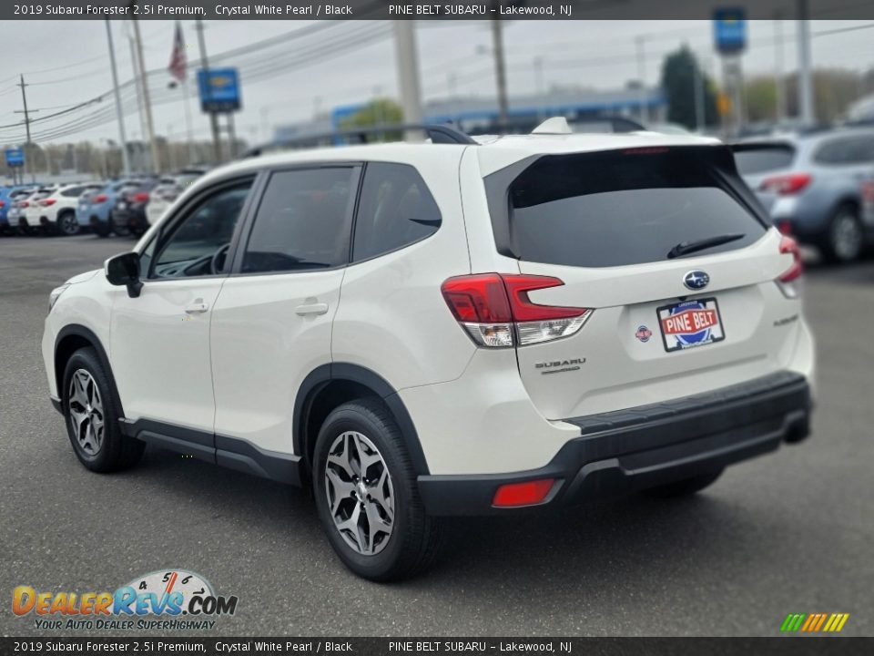 2019 Subaru Forester 2.5i Premium Crystal White Pearl / Black Photo #18