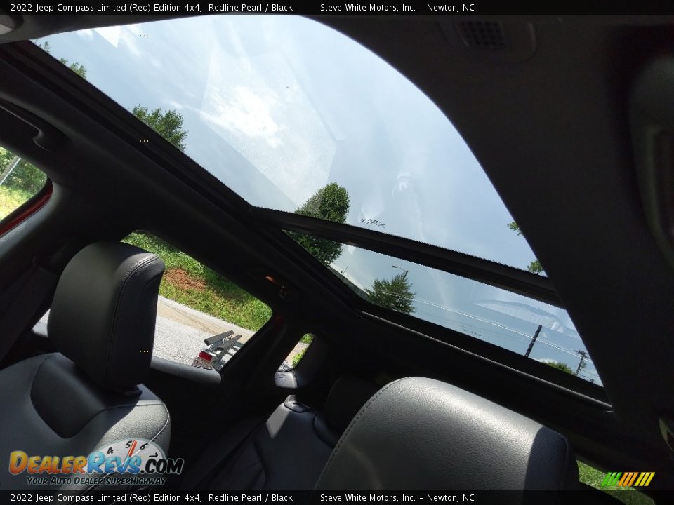 Sunroof of 2022 Jeep Compass Limited (Red) Edition 4x4 Photo #32