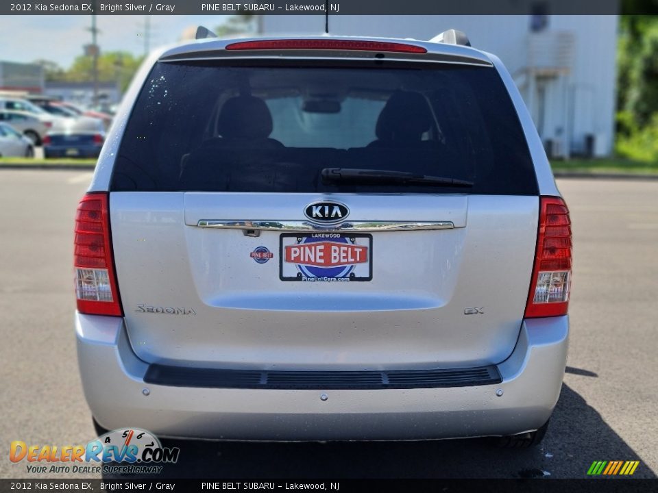 2012 Kia Sedona EX Bright Silver / Gray Photo #15