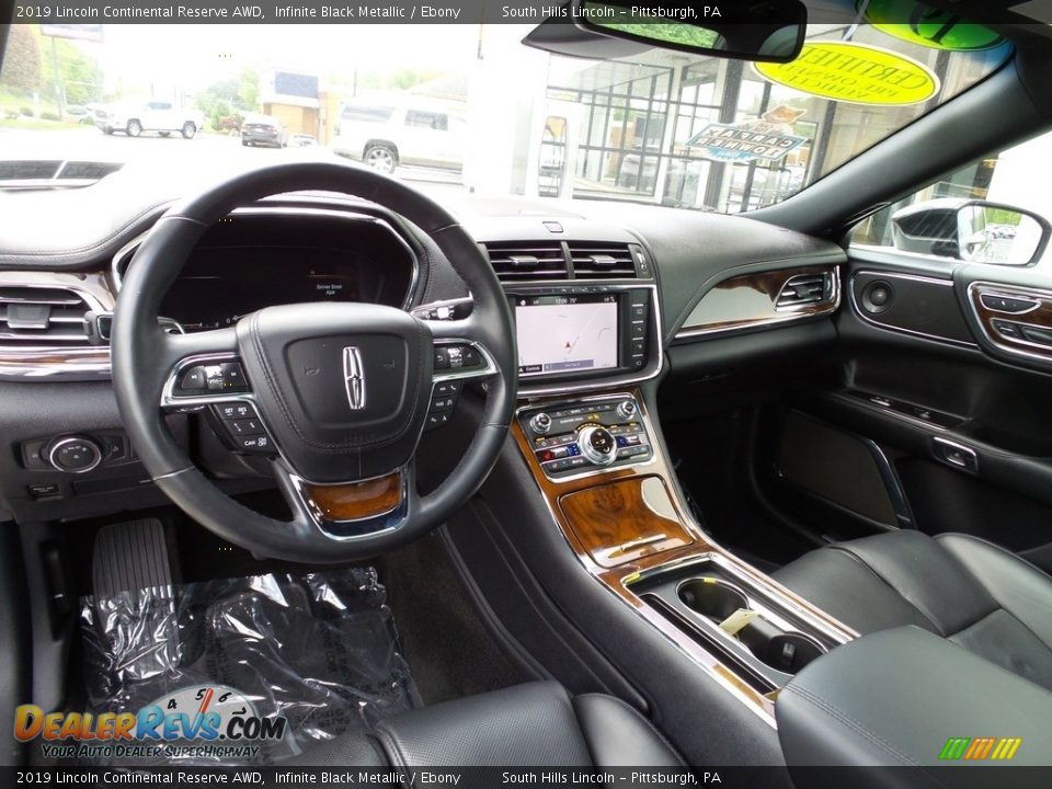 Front Seat of 2019 Lincoln Continental Reserve AWD Photo #18