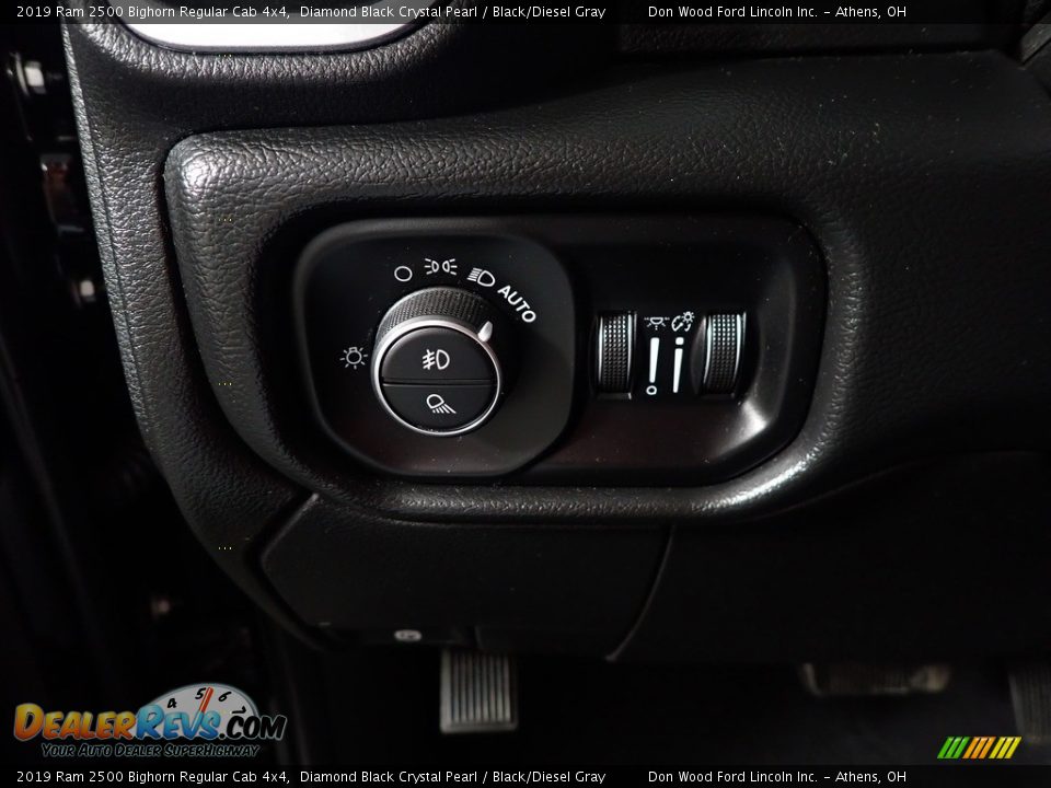 Controls of 2019 Ram 2500 Bighorn Regular Cab 4x4 Photo #30