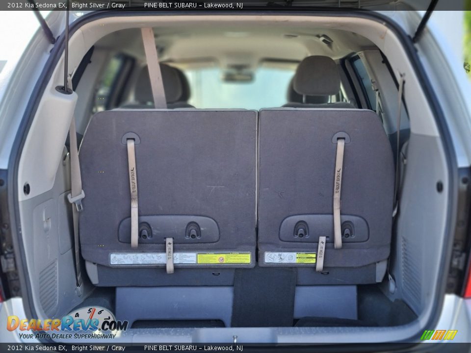 2012 Kia Sedona EX Bright Silver / Gray Photo #25