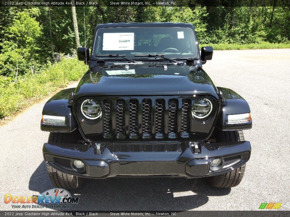 2022 Jeep Gladiator High Altitude 4x4 Black / Black Photo #3