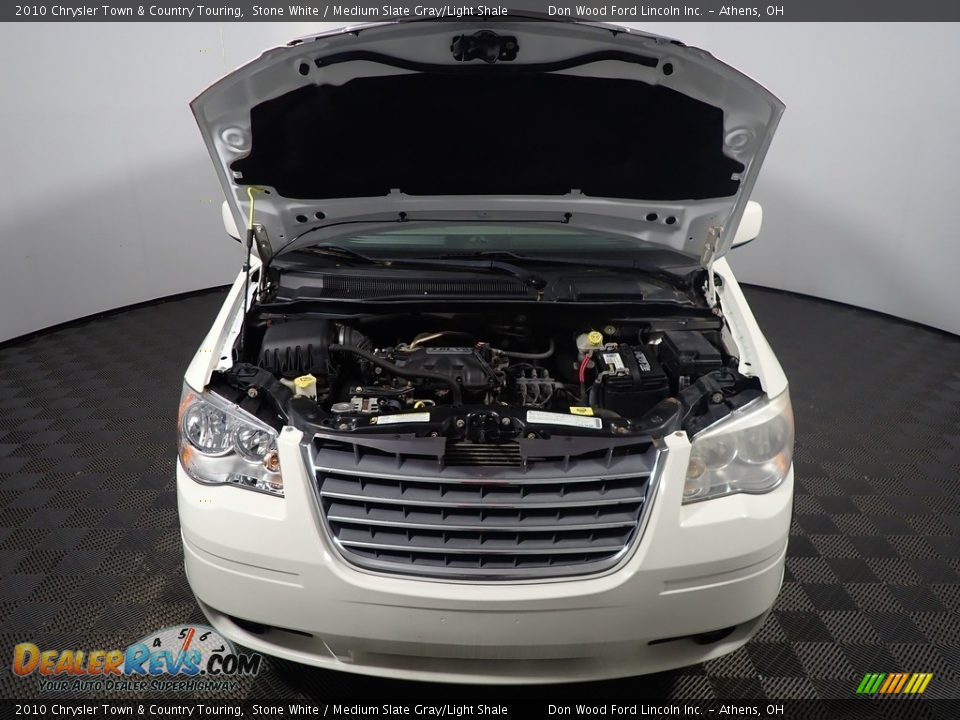 2010 Chrysler Town & Country Touring Stone White / Medium Slate Gray/Light Shale Photo #5