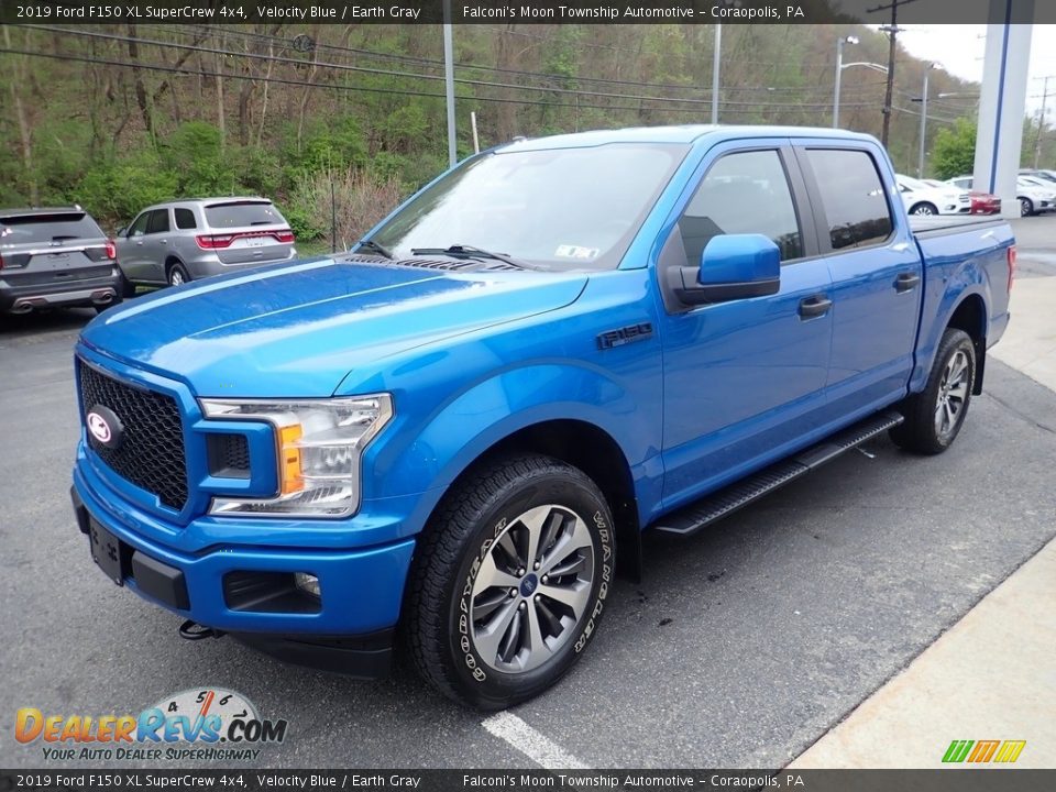 Front 3/4 View of 2019 Ford F150 XL SuperCrew 4x4 Photo #6