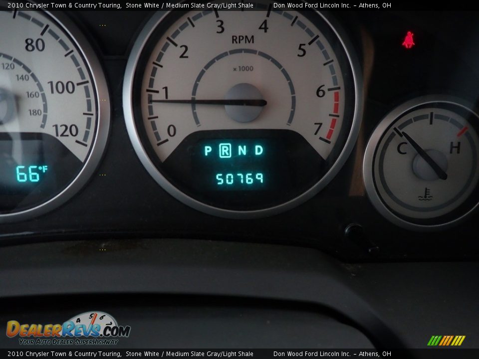 2010 Chrysler Town & Country Touring Stone White / Medium Slate Gray/Light Shale Photo #21