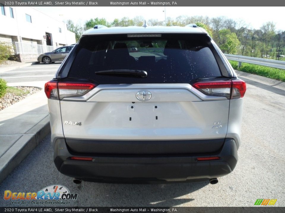 2020 Toyota RAV4 LE AWD Silver Sky Metallic / Black Photo #15